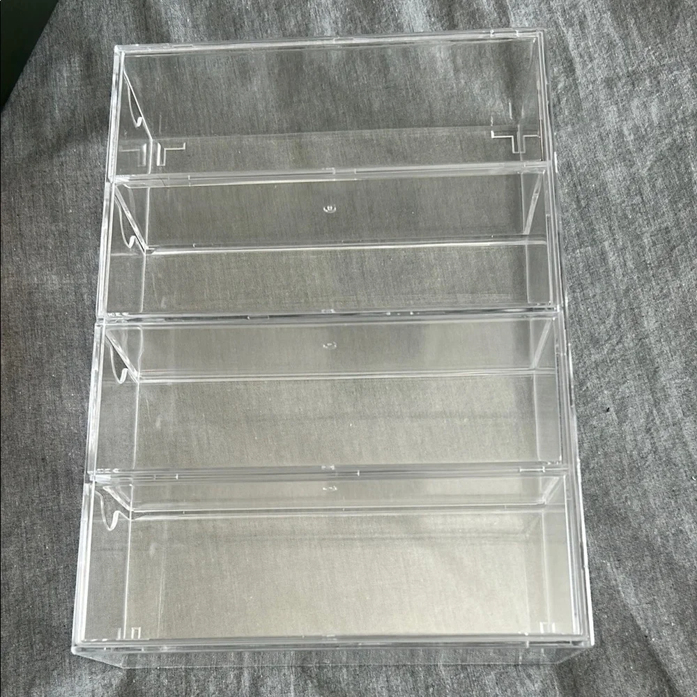 Clear Sunglasses Organizer